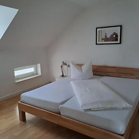 Waldhorn Alleenring Apartman Kirchheim unter Teck