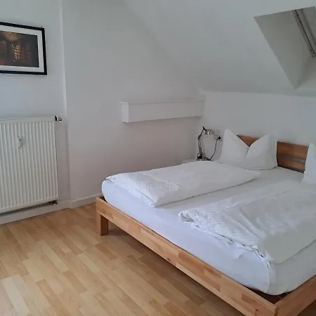 Waldhorn Alleenring Apartment *